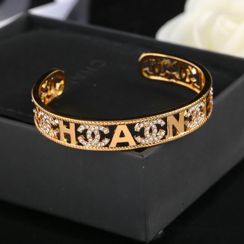 Chanel Bracelet 05yxs19